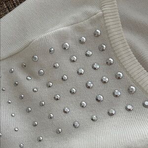 NY COLLECTION Cream with Silver Stud Embellishments Pullover Sweater M NWOT